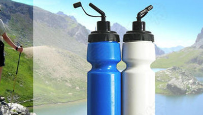 如何裝卸和清洗戶外便攜式凈水壺的濾芯?